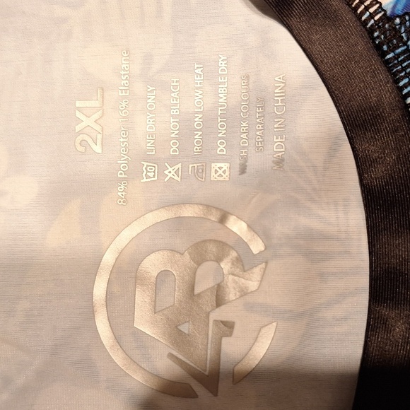 c AB  Long Sleeve Top Athletic Stretch 1/2 Zipper. Size 2X. EUC - Picture 4 of 4